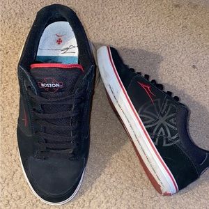 Independent truck company skate skater shoes